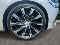 Usado Volvo V60 Inscription 190 CV (139 kW) 2020 Plateado Familiar