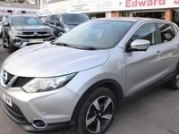 Used Nissan Qashqai N-TEC 110 HP (80 kW) 2015 Silver SUV