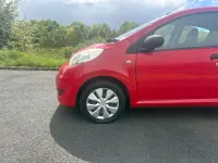 Usado Citroën C1 VTR Sport 68 HP (50 kW) 2012 Vermelho Citadino
