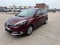 Used Renault Grand Scénic III Dynamique 110 HP (80 kW) 2014 Red MPV
