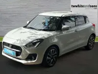 Used Suzuki Swift SZ5 83 HP (61 kW) 2022 White Hatchback