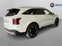 Used Kia Sorento 215 HP (158 kW) 2024 White SUV