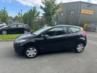 Begagnad Ford Fiesta 82 HK (60 kW) 2010 Svart Halvkombi
