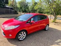 Used Ford Fiesta Titanium 96 HP (70 kW) 2010 Red Hatchback