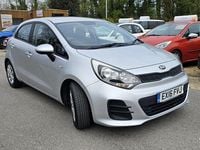 Used Kia Rio 85 HP (62 kW) 2016 Silver Hatchback