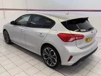 Used Ford Focus ST-Line 100 HP (73 kW) 2023 Silver Hatchback