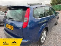 Used Ford Focus Zetec 115 HP (84 kW) 2007 Blue Estate