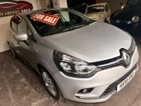 Used Renault Clio Dynamique 75 HP (55 kW) 2018 Silver Hatchback