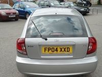 Used Kia Rio 80 HP (58 kW) 2004 Hatchback