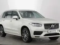 Usado Volvo XC90 Momentum 232 HP (170 kW) 2022 SUV