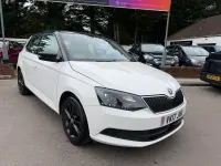 Usado Skoda Fabia Colour Edition 90 CV (66 kW) 2017 Blanco Utilitario