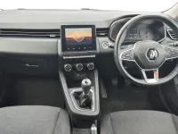 Używany Renault Clio V Iconic 100 KM (73 kW) 2021 Niebieski Hatchback