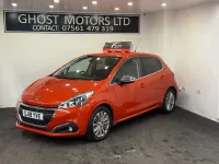 Second-hand Peugeot 208 Allure 2018 Portocaliu Hatchback