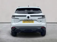 Used Renault Austral Techno Esprit Alpine 200 HP (147 kW) 2023 White SUV