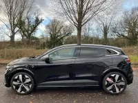 Gebraucht Renault Megane E-Tech Techno 160 kW (218 PS) 2023 Schwarz Kleinwagen