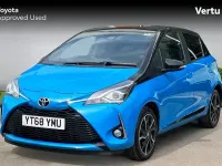 Used Toyota Yaris 111 HP (81 kW) 2017 Blue Hatchback