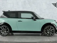 Used Mini Cooper S Hatch 201 HP (147 kW) 2025 Green Hatchback