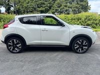 Usado Nissan Juke N-TEC 110 HP (80 kW) 2013 Branco SUV