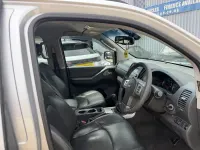 Used Nissan Navara Tekna 190 HP (139 kW) 2013 Silver Pickup