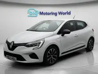 Used Renault Clio Evolution 145 HP (106 kW) 2023 White Hatchback