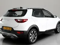 Used Kia Stonic 120 HP (88 kW) 2022 White SUV