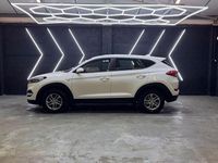 Used Hyundai Tucson 116 HP (85 kW) 2016 White SUV