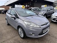 Used Ford Fiesta Titanium 94 HP (69 kW) 2011 Silver Hatchback