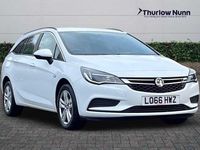 Used Vauxhall Astra Design Edition 125 HP (91 kW) 2016 White Estate