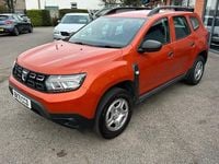 Used Dacia Duster Essentiel 90 HP (66 kW) 2021 Orange SUV