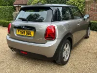 Usado Mini Cooper Classic 2019 Prateado Citadino