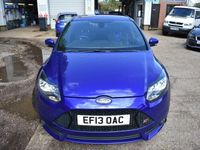 used Ford Focus 2.0T ST 2 5dr