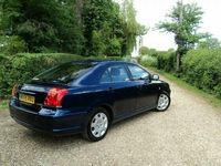 used Toyota Avensis 1.8