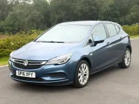 Used Vauxhall Astra 110 HP (80 kW) 2016 Blue Hatchback