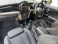 Used Mini Cooper S Classic 176 HP (129 kW) 2021 Blue Hatchback