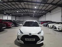 Used Toyota Yaris Hybrid Design 116 HP (85 kW) 2020 White Hatchback