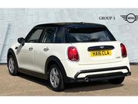 Begagnad Mini Cooper Classic 136 HK (100 kW) 2022 Vit Halvkombi