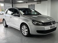Usado VW Golf VI Match 105 HP (77 kW) 2011 Prateado Citadino
