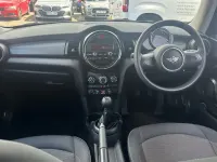 Used Mini Cooper Hatch 136 HP (100 kW) 2017 Red Hatchback