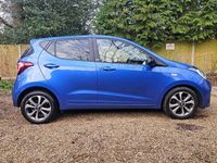 Used Hyundai i10 67 HP (49 kW) 2019 Blue Hatchback