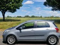 Used Toyota Yaris SR 87 HP (63 kW) 2008 Silver Hatchback