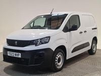 Used Peugeot Partner Premium 100 HP (73 kW) 2023 White MPV