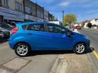 Used Ford Fiesta Zetec 82 HP (60 kW) 2015 Blue Hatchback