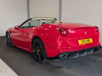 Used Ferrari California 560 HP (411 kW) 2015 Red Cabriolet