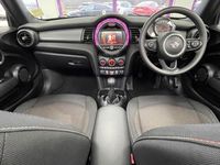 Used Mini Cooper Cabriolet Classic 136 HP (100 kW) 2019 Turquoise Cabriolet