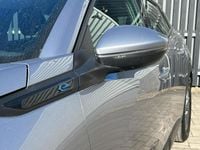 Second-hand Peugeot e-2008 Active Premium 100 kW (136 CP) 2022 Gri SUV