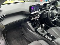 Used Peugeot 208 GT 99 HP (72 kW) 2024 Yellow Hatchback