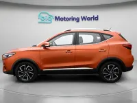 Używany MG ZS 2023 Pomarańczowy SUV