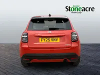 Used Fiat 600 100 HP (73 kW) 2025 Orange SUV