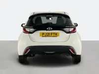 Used Toyota Yaris 116 HP (85 kW) 2021 White Hatchback