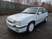 Used Vauxhall Astra 1991 White Hatchback